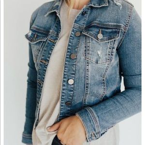 ❌SOLD❌ Carly Jean Los Angeles Jayne Denim Jacket